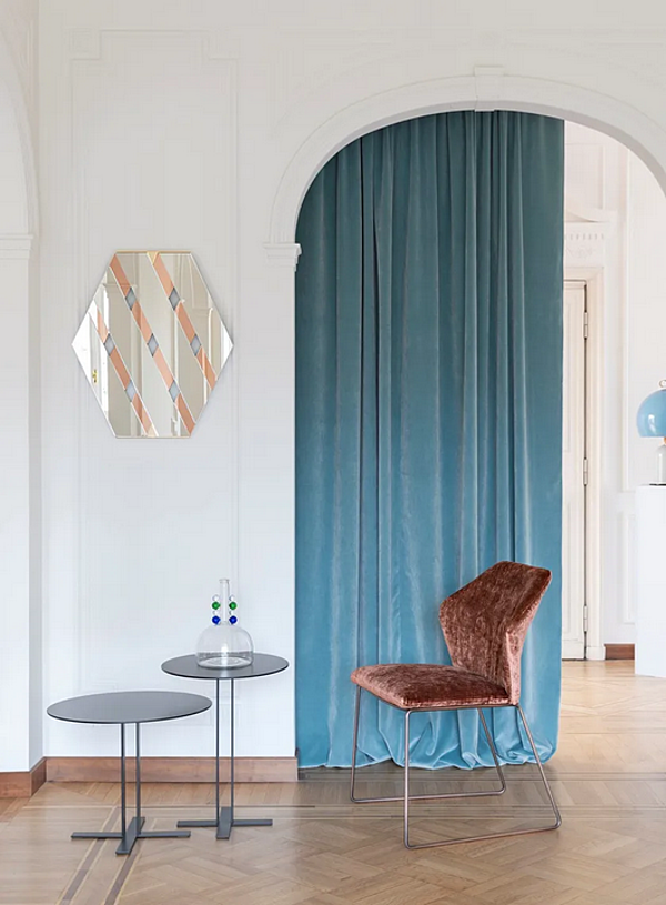 Sled Base Stoffstuhl New York Saba Fabrik SABA aus Italien. Foto №6