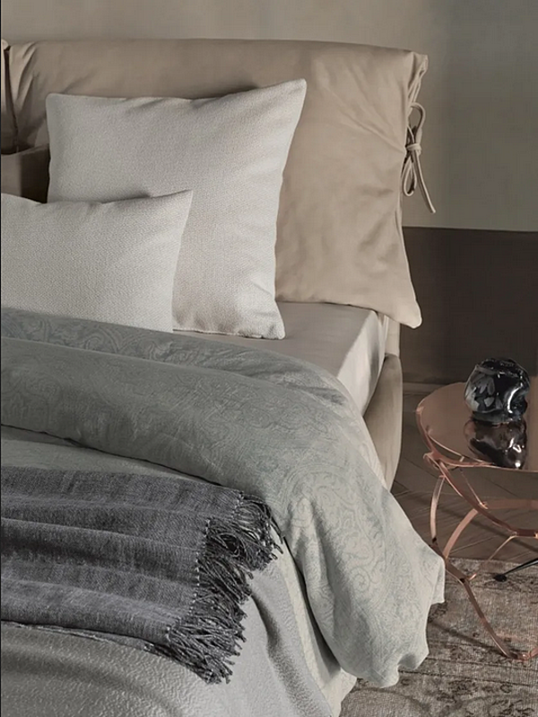 Doppelbett mit abnehmbarem Bezug Nathalie Flou Fabrik Flou aus Italien. Foto №11