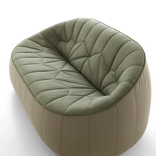 Zweisitzer Gartensofa mit Stoffbezug und Ottoman LIGNE ROSET 18221405-18221505 Fabrik LIGNE ROSET aus Italien. Foto №3