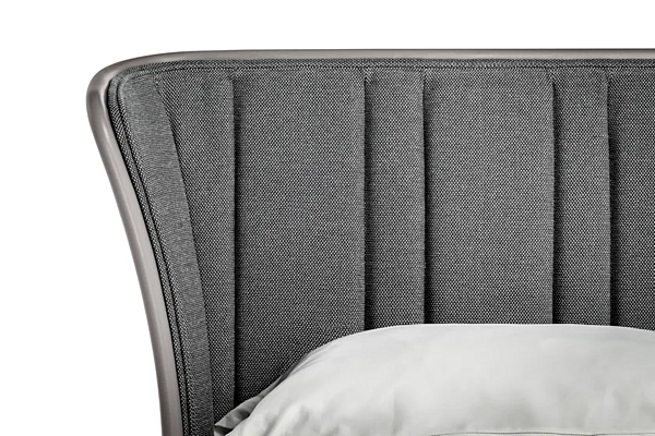 Doppelbett mit gepolstertem Kopfteil aus Stoff POLTRONA FRAU LOLA DARLING Fabrik POLTRONA FRAU aus Italien. Foto №5