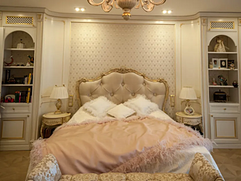 Schlafzimmer-Set aus massivem Holz ROMANZA MARTINI INTERIORS Schlafzimmer-Set aus massivem Holz ROMANZA MARTINI INTERIORS Fabrik MARTINI INTERIORS aus Italien