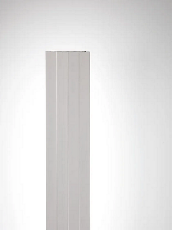 Wandlampe aus Aluminium mit schwenkbarem Arm Fabbian Fabrik Fabbian aus Italien. Foto №12