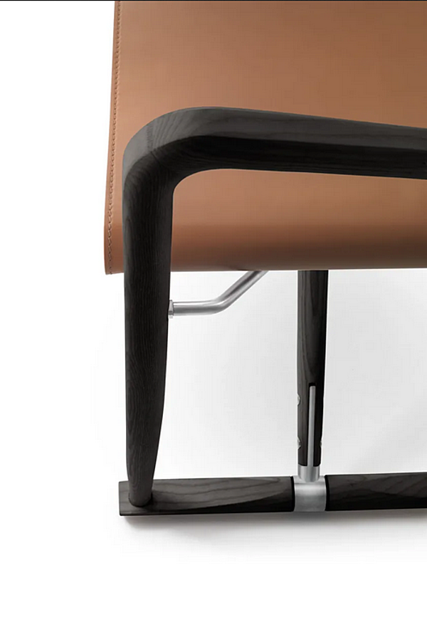 Klappstuhl aus gegerbtem Leder Luchino FLEXFORM 02C411 Fabrik FLEXFORM aus Italien. Foto №6