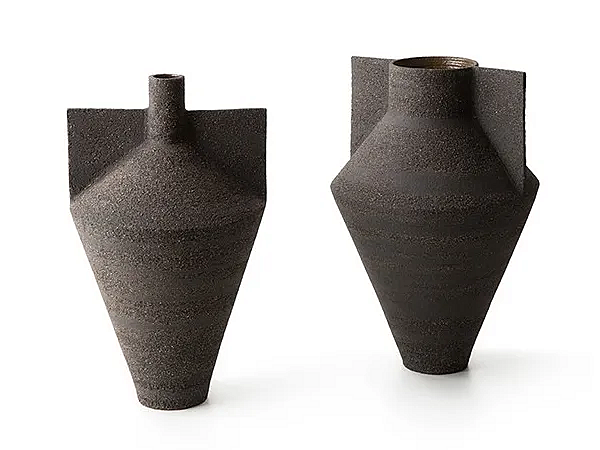 Vase aus schwarzem Gres Jana Cappellini Fabrik Cappellini aus Italien. Foto №1