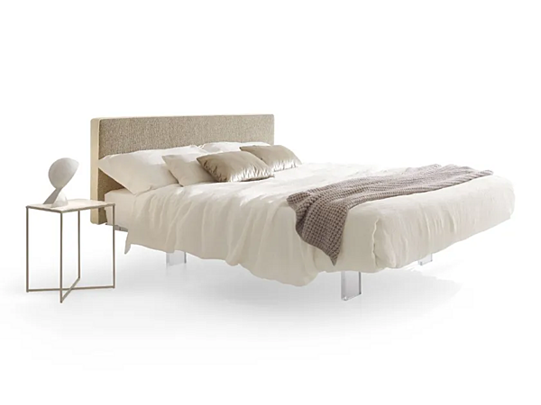 Doppeltbett mit gepolsterter Rückwand aus Stoff Duomo Design Plane Fabrik Duomo Design aus Italien. Foto №3