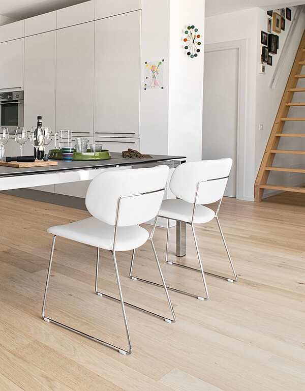 Der Stuhl CALLIGARIS CLAIRE Fabrik CALLIGARIS aus Italien. Foto №2