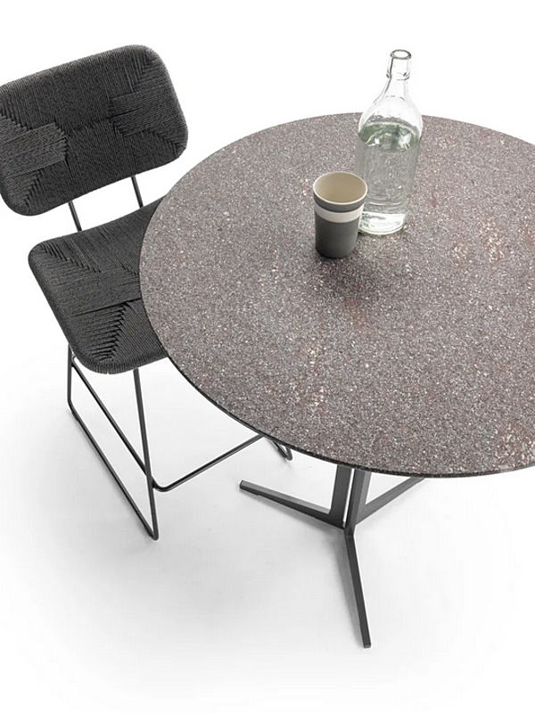 Hochter Tisch mit 3-Stern-Basis aus Aluminium FLEXFORM Fly Outdoor Fabrik FLEXFORM aus Italien. Foto №5