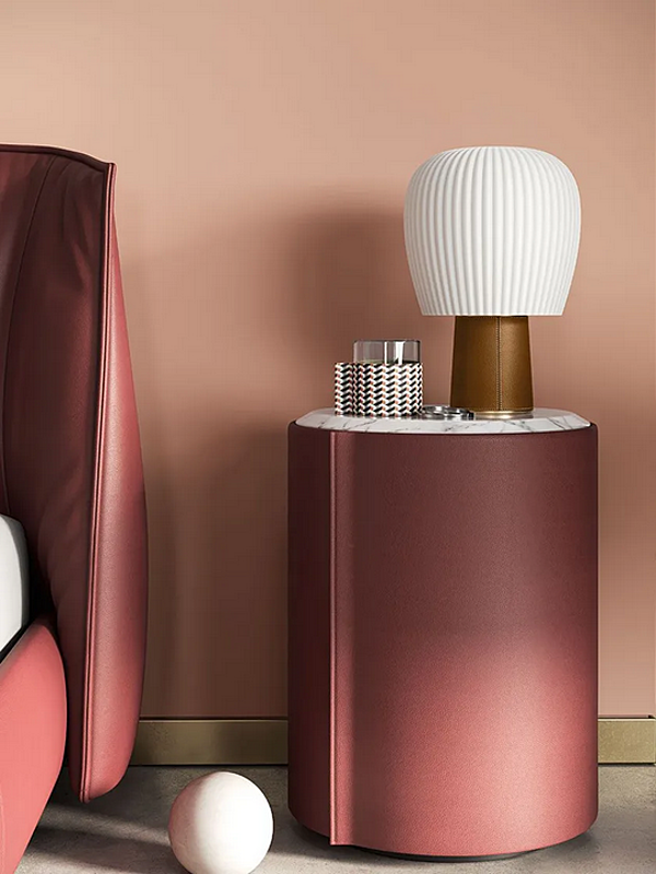 Runder Nachttisch aus Leder POLTRONA FRAU Stock N Roll Fabrik POLTRONA FRAU aus Italien. Foto №4