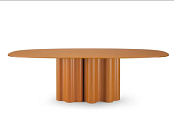 Ovaler Tisch mit Polyurethanbasis und lackierter Glasplatte Teatro Magico Saba