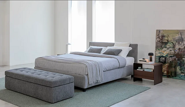 Doppelbett mit Rollen aus Stoff Flou Notturno Fabrik Flou aus Italien. Foto №2