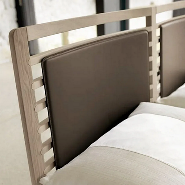 Holzbett für zwei Personen mit gepolsterter Rückenlehne DALE Essentia P 610 Fabrik DALE aus Italien. Foto №2