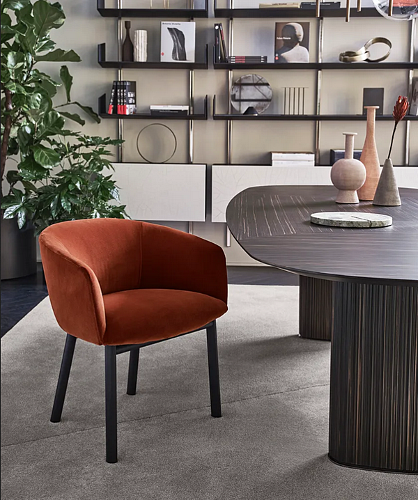 Polsterstuhl mit Armlehnen Livrette Gallotti Radice Fabrik Gallotti & Radice aus Italien. Foto №6