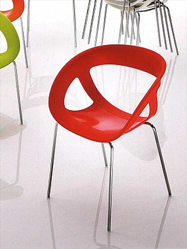 Eurosedia Design Stuhl 056 Fabrik EUROSEDIA DESIGN aus Italien. Foto №1