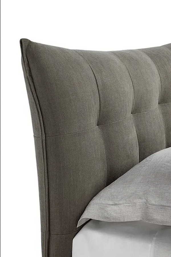 Stoffbett mit gepolstertem Kopfteil Aurora Tre POLTRONA FRAU Fabrik POLTRONA FRAU aus Italien. Foto №5