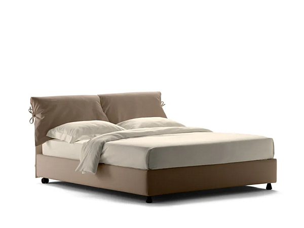 Doppelbett mit abnehmbarem Bezug Nathalie Flou Fabrik Flou aus Italien. Foto №1