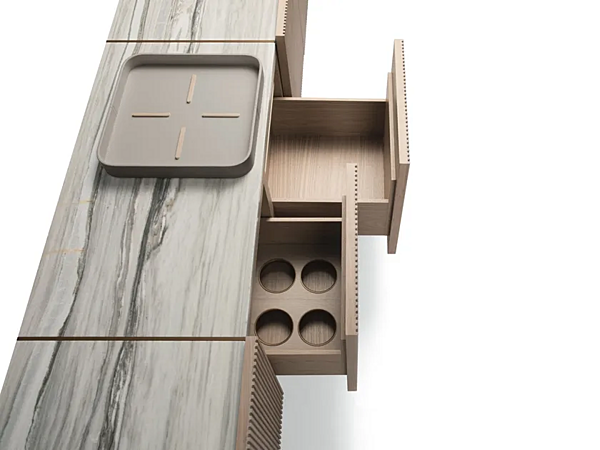 Walnuss Sideboard Charlotte GIORGETTI 85010, 85011, 85020, 85021 Fabrik GIORGETTI aus Italien. Foto №3