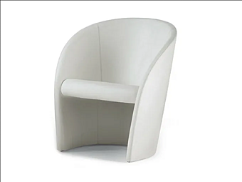 Leder Sessel mit Armlehnen Intervista POLTRONA FRAU Fabrik POLTRONA FRAU aus Italien