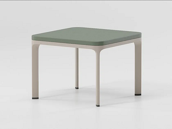 Quadratischer niedriger Gartenside Tisch aus Aluminium KETTAL Park Life Fabrik KETTAL aus Italien. Foto №1