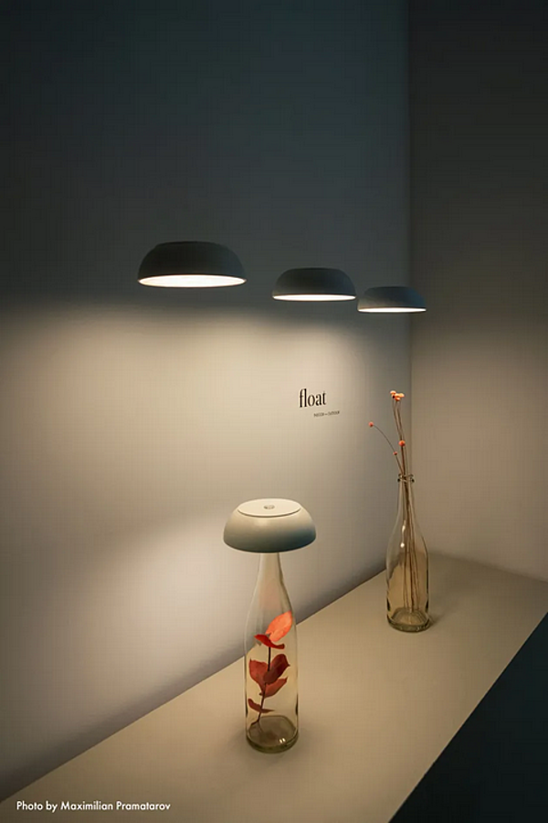 Multifunktionale tragbare Tischlampe aus Kunststoff AXOLIGHT FLOAT Fabrik Axolight aus Italien. Foto №14