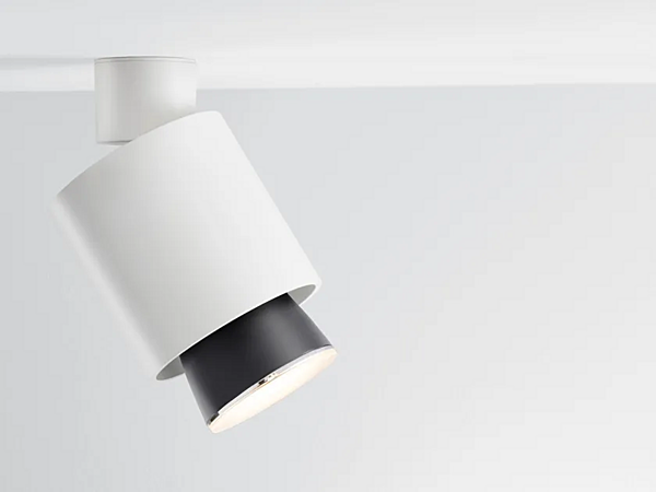 LED Deckenlampe verstellbar aus Metall Fabbian Claque F43 Fabrik Fabbian aus Italien. Foto №1