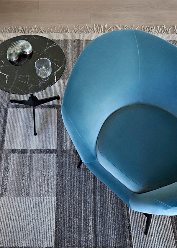 Stoffarmstuhl mit Armlehnen Saba Oltremare Fabrik SABA aus Italien. Foto №7