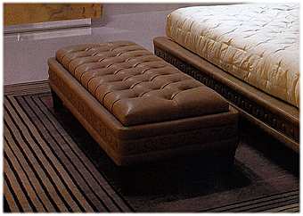 Hocker NOTTINGHAM