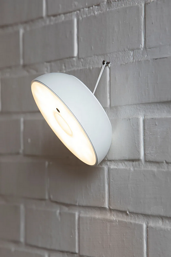 Multifunktionale tragbare Pendelleuchte Float AXOLIGHT Fabrik Axolight aus Italien. Foto №19