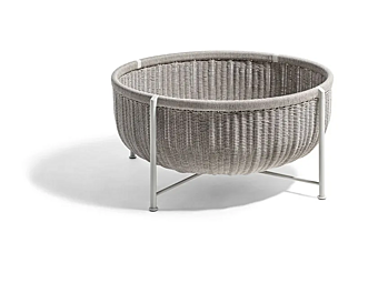 Gartenbeistelltisch aus gegerbtem Leder mit Stauraum POLTRONA FRAU Cestlavie Outdoor Fabrik POLTRONA FRAU aus Italien