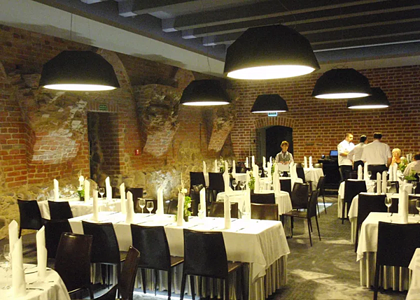 Hängelampe aus Aluminium Fabbian Crio Fabrik Fabbian aus Italien. Foto №22