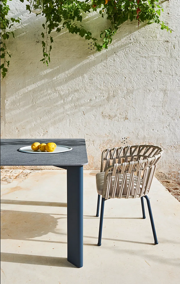 Quadratischer Gartentisch aus Aluminium mit HPL-Tischplatte VARASCHIN Plinto 24680, 24682 Fabrik VARASCHIN aus Italien. Foto №7