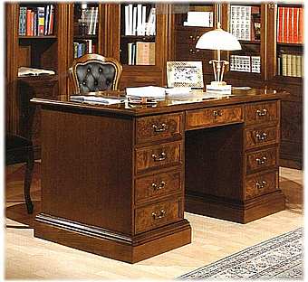 Schreibtisch M429PE