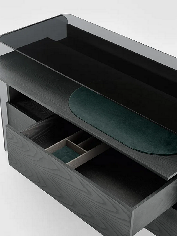 Kommode aus Esche mit 4 Schubladen Gallotti&Radice HOLLY Fabrik Gallotti & Radice aus Italien. Foto №3