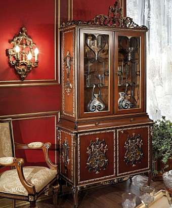 Asnaghi INTERIORS lc4904 Vitrine