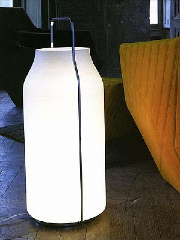 Tischlampe LIGNE Roset Somerset Fabrik LIGNE ROSET aus Italien. Foto №1