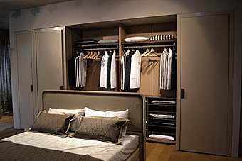 Schrank Backstage