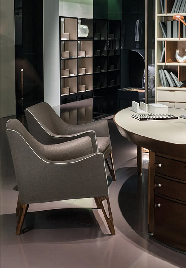 Leder Sessel mit Armlehnen GIORGETTI Mobius Fabrik GIORGETTI aus Italien. Foto №3