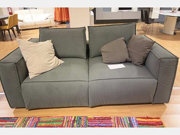 Couch DIENNE More Fabrik DIENNE aus Italien. Foto №4
