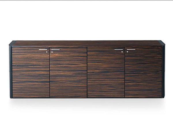 Niedrige Holz-Bürospeichereinheit mit Klapptüren i 4 Mariani Symetria Fabrik i 4 Mariani aus Italien. Foto №1