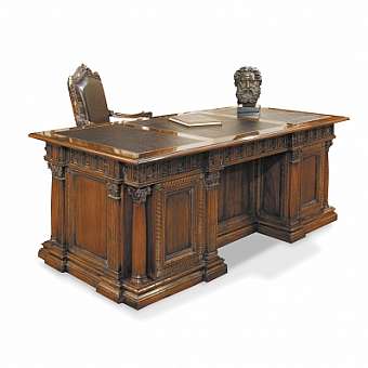 Schreibtisch R123