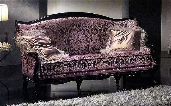 Sofa GOLD CONFORT Tiffany Fabrik GOLD CONFORT aus Italien. Foto №1