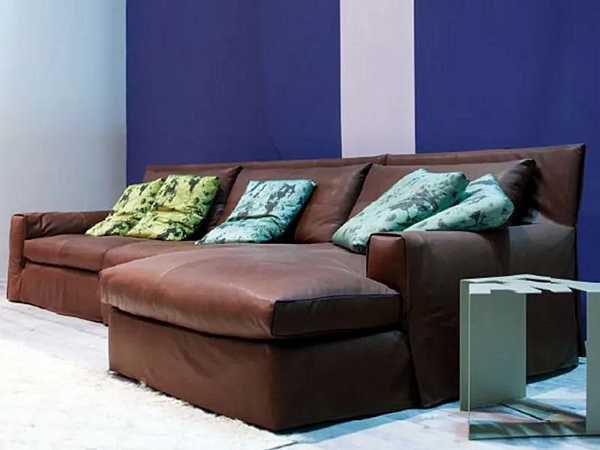 Dreisitzer Sofa mit gepolsterter Rückenlehne ERBA ITALIA Notturno Fabrik ERBA ITALIA aus Italien. Foto №6