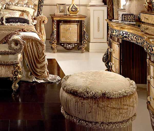 PUF A. R. ARREDAMENTI SRL 563 Fabrik A.R.ARREDAMENTI SRL aus Italien. Foto №1