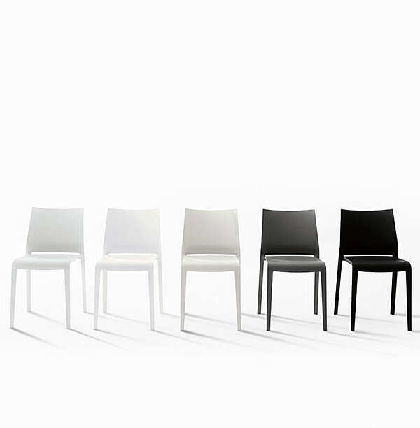 Der Stuhl DESALTO Riga - chair 545 Fabrik DESALTO aus Italien. Foto №6