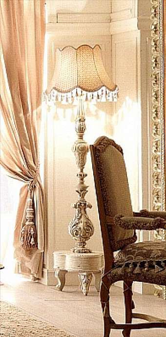 Stehlampe VIP601