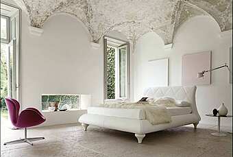 Bett B116