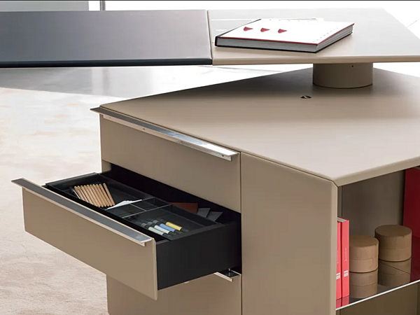 Rechteckiger Schreibtisch aus Leder mit Regalen POLTRONA FRAU C E O Cube Desk Fabrik POLTRONA FRAU aus Italien. Foto №5