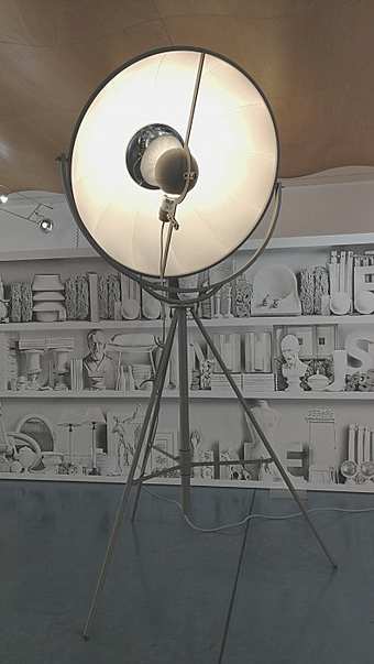 Stehlampe