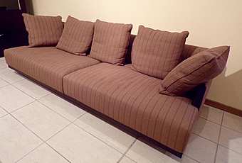 Couch Maharaja