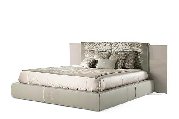 Bett ROBERTO CAVALLI MORNE Fabrik ROBERTO CAVALLI aus Italien. Foto №3