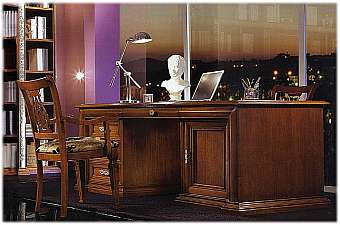 Schreibtisch E704